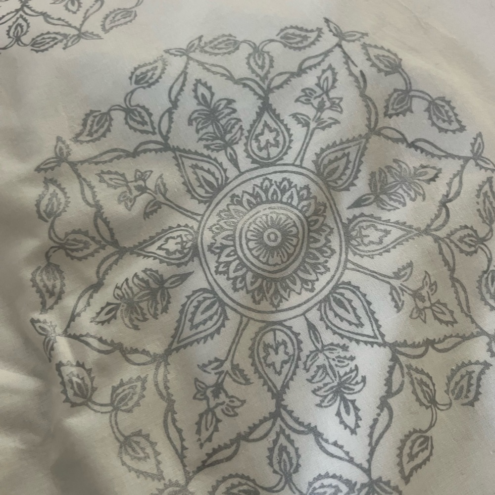 John Robshaw White and Silver 90” Round Tablecloth.